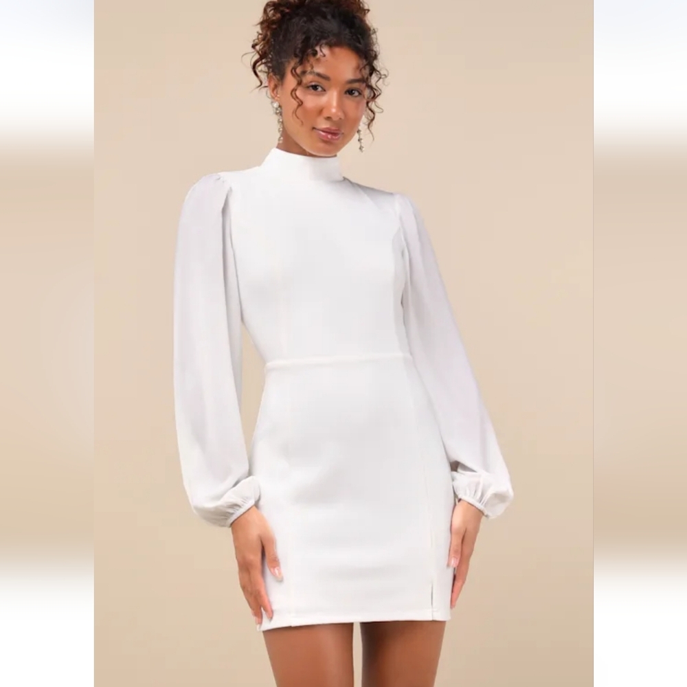 Lulus Exceptionally Flirty White Long Sleeve Backless Mini Dress